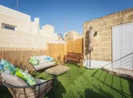 Charming Gozitan 3BR Townhouse with Rooftop Terrace by 360 Estates
