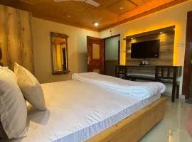 Mainak Guest House