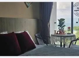 PD D'Wharf The Bay Superior Queen Room SeaView Balcony