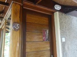 Barefoot Scuba Resort, ξενοδοχείο σε Sir William Peel Island