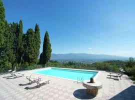 Scenic Stay near Florence