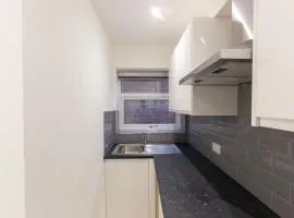Bridge Road - Room 4a