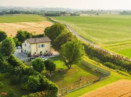 Locanda L'Orangerie, inn in Crespellano