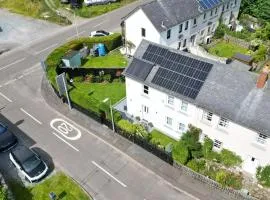 Allt Mor Retreat with Hot Tub