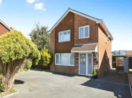 Alverstoke Seaside cottage