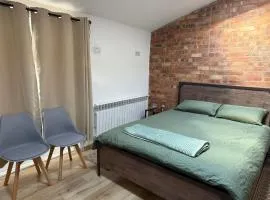 Cozy Studio in Birmingham Kingstanding