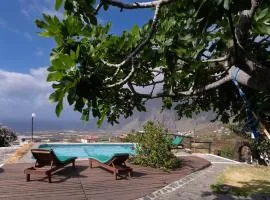 Apartamento con inmejorables vistas a la montana y el mar