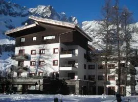 Ski, stay, and savour Aosta Valley