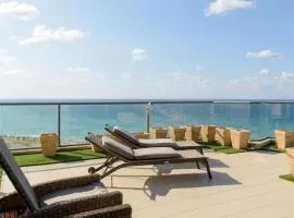 Jacuzzi Penthouse with wide Sea View in Natanya
