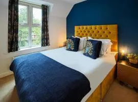 Hermitage Court Apartment - Sleeps 6