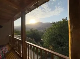 Nur Homestay in Nurata Mountains