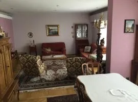 studio 16