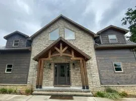 The Sundrop - Pool Table, Arcade Games, Outdoor Hot Tub, + Resort Access