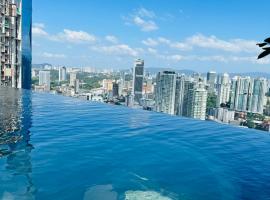Lucentia Residence Infinity swimming pool BY Lalaport, lemmikloomas&otilde;bralik hotell Kuala Lumpuris