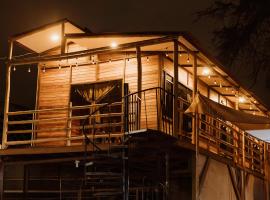 HOSPEDAJE CasaBlanca Huacachina, pousada em Ica