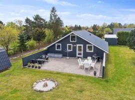 Holiday Home Reidar - 600m from the sea by Interhome