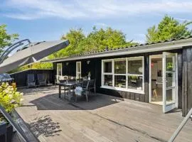 Holiday Home Felippa - from the sea by Interhome