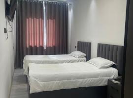 Квартира в центре города, hotel in Dushanbe