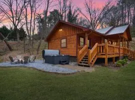 3 minutes to downtown, Hot Tub, Loft, Minutes to wineries