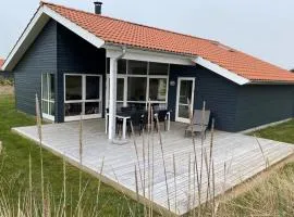 Holiday Home Sylwia - from the sea by Interhome