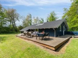 Holiday Home Ejnarine - 300m from the sea by Interhome