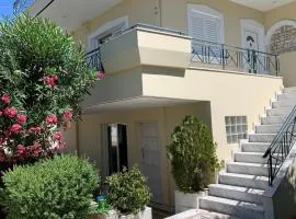 1 Bed Apartment near the beach