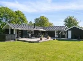Holiday Home Melvin - 700m from the sea by Interhome