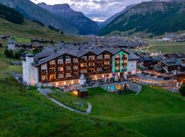 Hotel Lac Salin Spa & Mountain Resort, property with onsen in Livigno