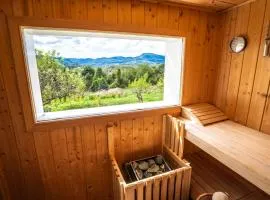 Apartment ROKO with sauna & view