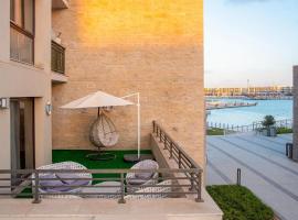 Luxury chalet in Marina Marassi Marina view, hotel in El Alamein