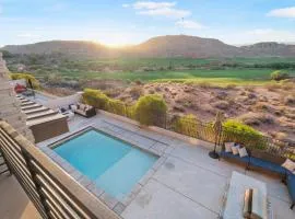 The Fairway Retreat Private Pool & SpaSleeps 30