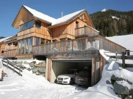 Chalet in Hohentauern near Ski Lift