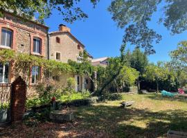 Domaine du plô, Tarn, hotel di Trévien