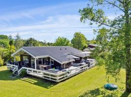 Holiday Home Alruna - 350m from the sea by Interhome: Brøndstrup şehrinde bir otel