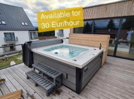 Jane's Resort Studio by Tatralandia & Lake, hotel na praia em Liptovsk&yacute; Mikul&aacute;&scaron;