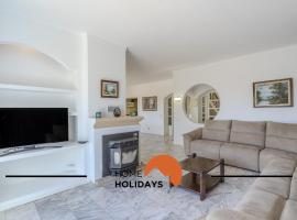 #336 Vila Sol by Home Holidays, hotel in Sesmarias