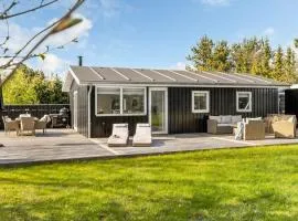 Holiday Home Toralf - from the sea by Interhome