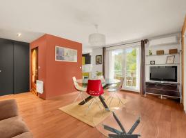 Le Jardin des Muses - T3 climatisé avec terrasse, Piscine et Parking, Hotel in Toulouse