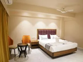 Hotel Status Inn
