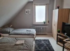 Komfortable Unterkunft mit 3 Schlafzimmern und guter Anbindung