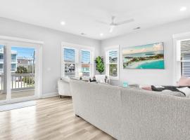 Luxury 5BR- Heated Pool FREE for Sept-Oct, hotel em Carolina Beach