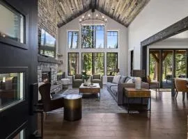 Lucky Elk Lodge in Suncadia- Fairway View, Hot Tub BBQ, Firepit, Game Room, Chefs Kitchen, Hi-speed Wi-Fi