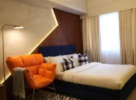 Industrial Chic Suite near Cebu IT Park - Pool, Gym, Sauna