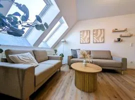 BohnApartments Schiller 7- Penthouse- WLAN- Parking- citynah