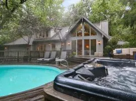 Treehouse Oasis
