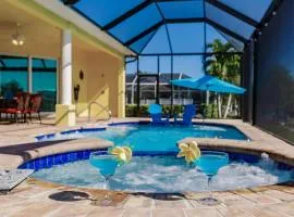 Casa Amarilla Cape Coral Luxury Waterfront Escape