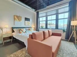 Studio Apt Near Temple Unit with Free Parking for Extended Stays