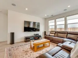 Newly Built Home with Patio 4 Mi to Dtwn Hollister