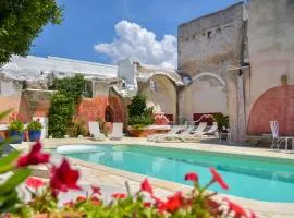 Masseria La Macchiola & Corti del Mito