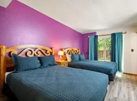 Adventure Haven Near Downtown - Rose Tree 3